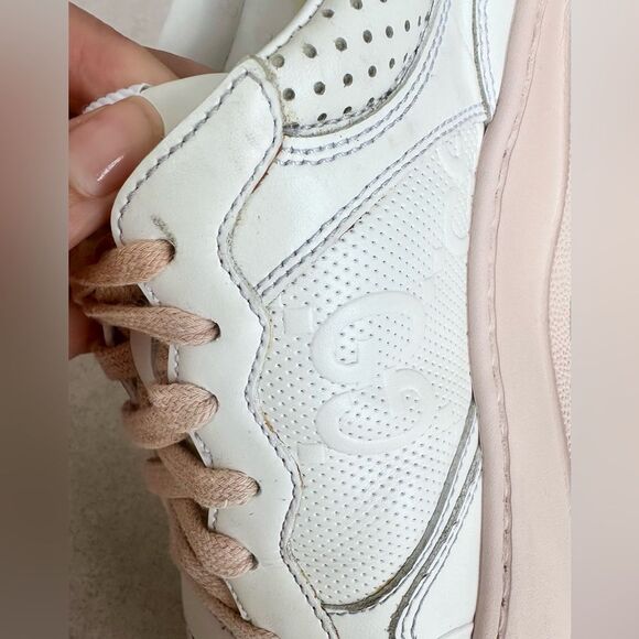 Gucci White Jumbo GG Embossed Leather Low Top Sneakers size EU 39.5 US 9.5 - Picture 6 of 15
